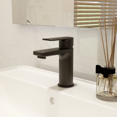 Suburb Basin Mixer - Matte Black